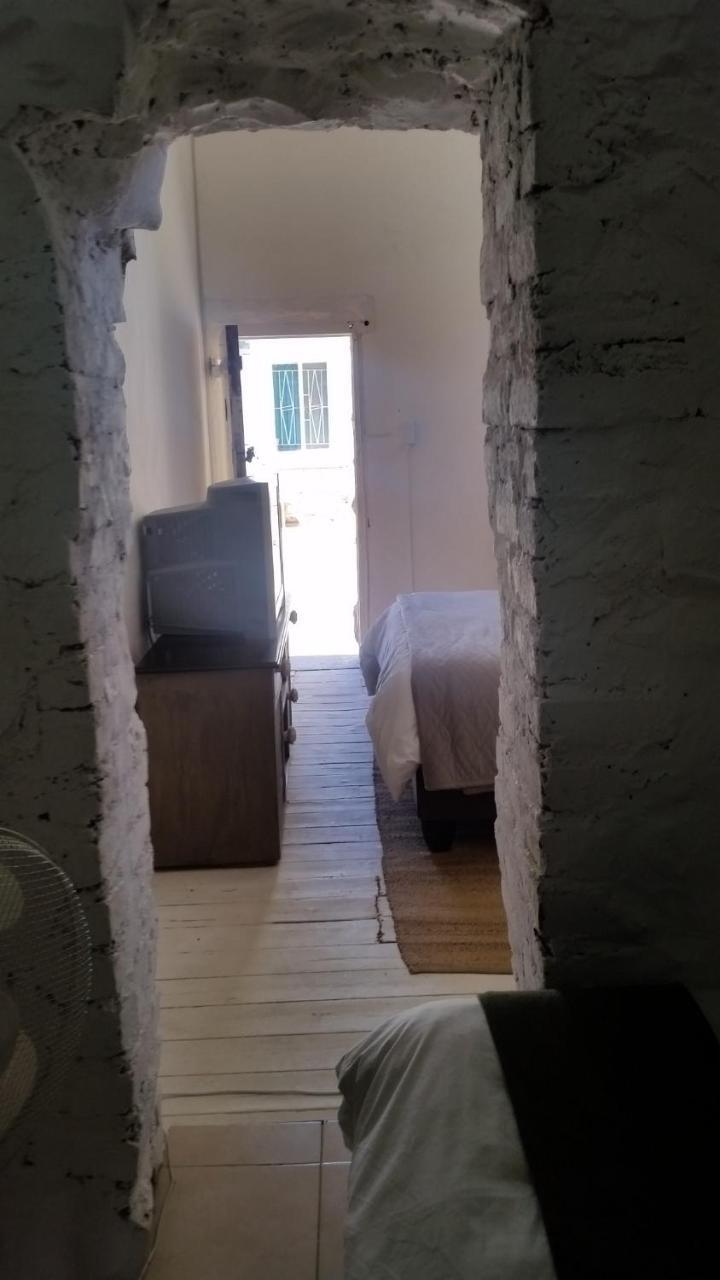 Vyfster - Old Jail Hotel Britstown Exterior foto